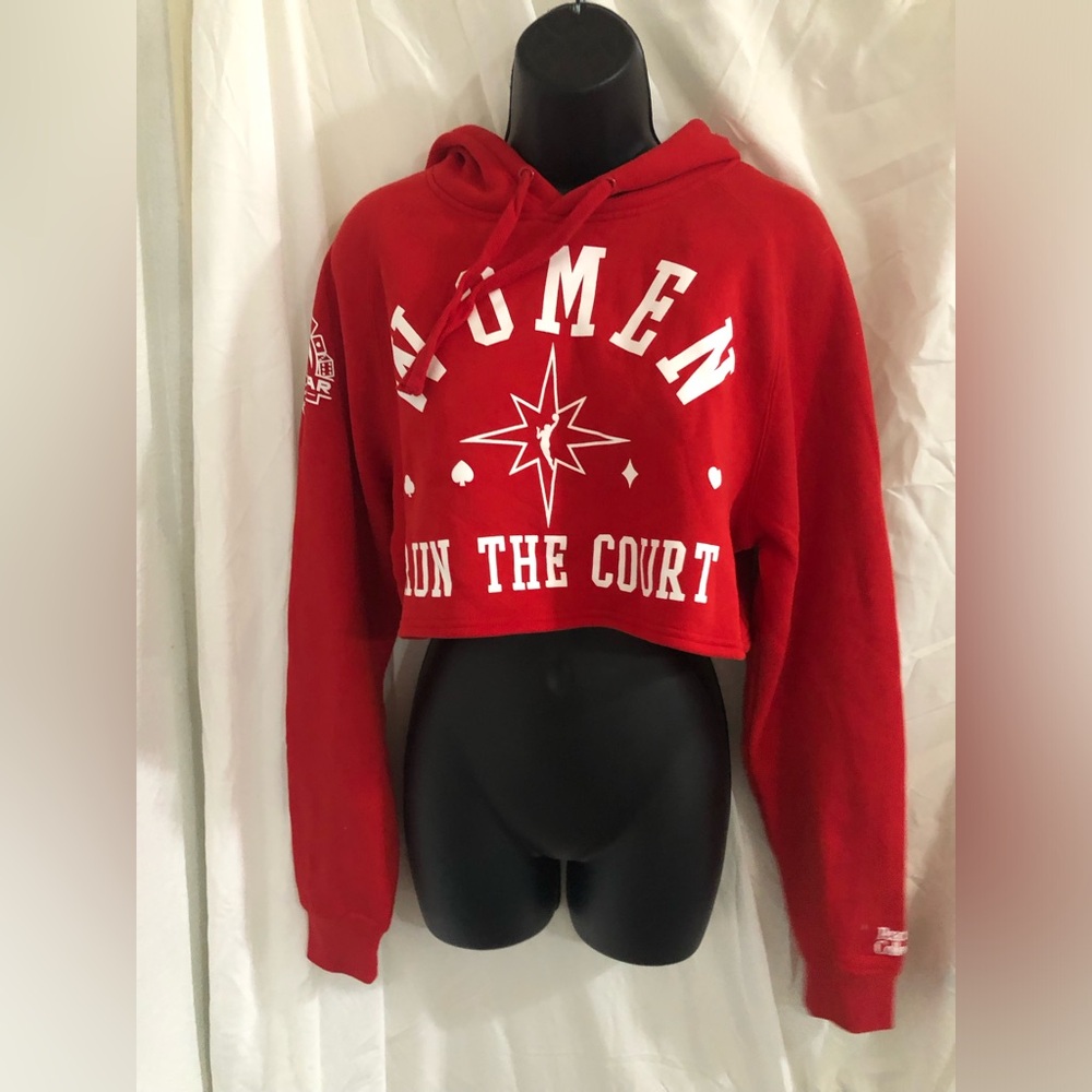 Peace Collective WNBA Women Run The Court queen of the court red cropped hoodie - Picture 4 of 9